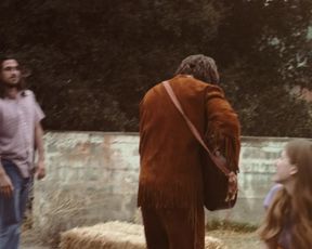 Hannah Murray, Dayle McLeod, Kayli Carter, Marianne Rendon, Julia Schlaepfer - Charlie Says (2018)