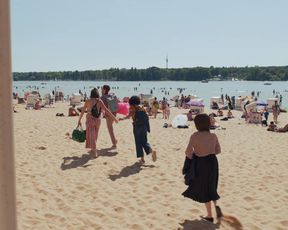 Safinaz Sattar, Tamar Amit-Joseph - Unorthodox s01e01 (2020) sexy topless scenes