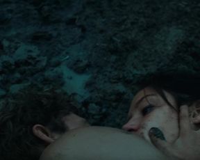 Adele Exarchopoulos naked - Revenir (2019)