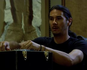 Elissa Dowling, Carrie Hayes - Caller ID Entity (2018) Сut nude scene