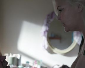 Sherilyn_Fenn_-_Shameless_s06e08 (2016)