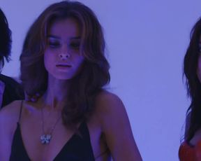 Elena Sofia Ricci naked - Loro (2018)