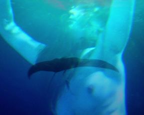 Elizabeth Rice naked - Paradise Club (2016)