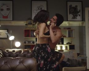 Martha Higareda - Tod@s Caen (2019) celebs hot scene