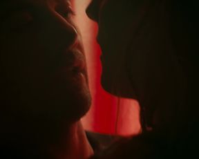 Kelly Gough - Strike Back s06e03 (2017) Naked TV movie scene