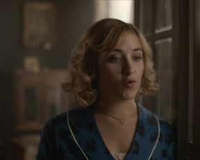 Laura Smet, Zoe Besmond de Senneville, Zina Esepciuc, and other - La Garconne s01e01-02 (2020) celeb hot scene