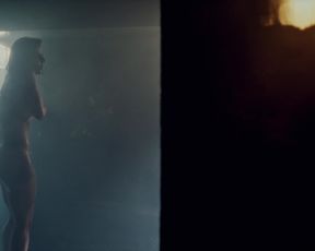 Kate del Castillo naked - Ingobernable  (2018) (Season 2, Episode 2)