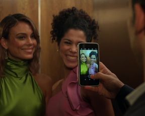 Nathalie Kelley - The Baker and the Beauty s01e03 (2020) Nude sexy video