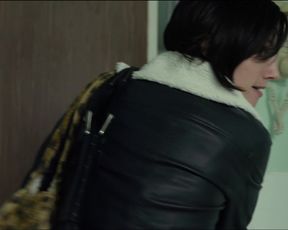 Heather McComb, Arune Kital, Harmoni Everett - Battle Scars (2015) celeb topless scenes