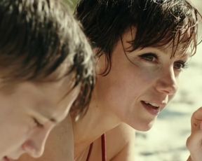 Julia Koschitz - Schweigeminute (2016) Naked movie scenes