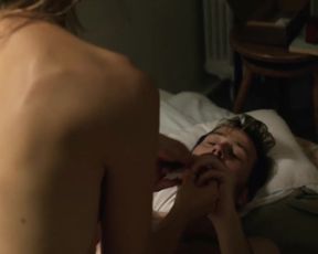 Petra Schmidt-Schaller nude - Ellas Entscheidung (2016)