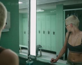 Kristen Stewart, Jessica Henwick - Underwater (2020) celebrity topless scenes