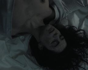 Beatriz Nieto naked - The devil on your back (2015)