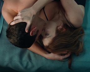 Chiara Mastroianni naked - On a Magical Night (Chambre 212) (2019)