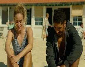 Alice David - La source (2019) celeb hot short sex scene