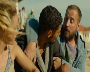 Alice David - La source (2019) celeb hot short sex scene