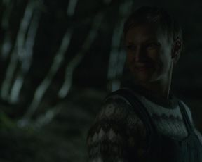 Ingunn Beate Oyen, Lise Risom Olsen, Laura Birn - The Innocents s01e06 (2018)