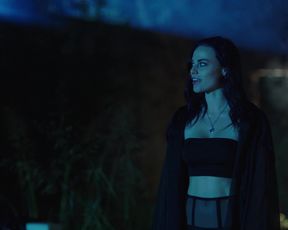 Miranda O'Hare, Jessica Louise Long, Jennifer Cipolla naked - Coven (2020)