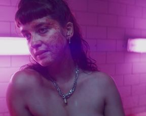 Juliette Cardinski - Vampires s01e01 (2020) Nude movie scene