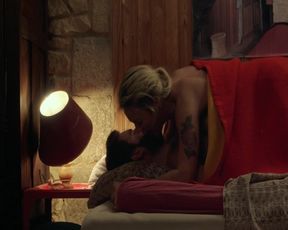 Virginie Efira nude - Et ta soeur (2015)