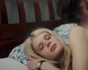 Alina Tomnikov - Donna s01 (2018) celebrity hot scene