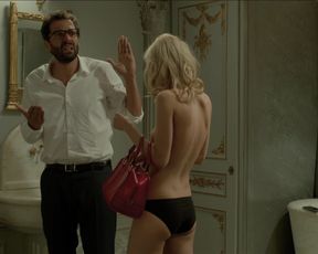 Caroline Anglade - Josephine sБ─≥arrondit (2016) Naked movie scene