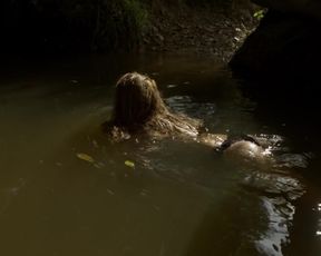 Javiera Valenzuela nude - Sol del llano (2019)