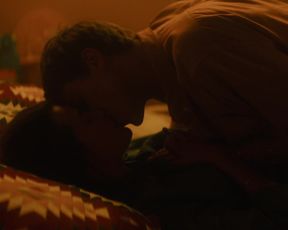 Camille Claris - La derniere vie de Simon (2019) Hot actress