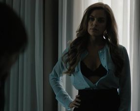 Riley_Keough__Kate_Lyn_Sheil_-_The_Girlfriend_Experience_s01e02 (2016)