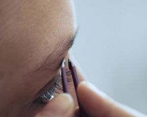 Anna Suk - Wannabe (2017) Naked actress in a movie scene