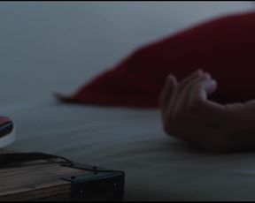 Anaïs Schwinn nude - Je suis xx nee en Y (2020)