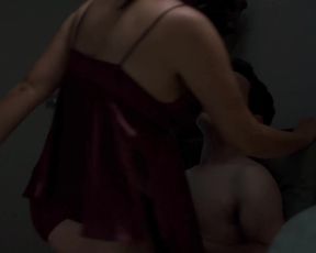 Yasmine Akram hot - Gold Digger (2019) (Season 1, Episode 1)