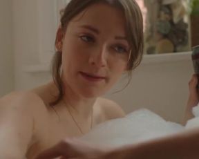 Mae Martin, Charlotte Ritchie nude - Feel Good (2020) (Season 1, Episode 1-5)