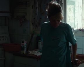 Marina Fois - Irreprochable (2016) celeb naked