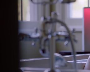 Frankie Shaw nude - Bad Peter (2017)