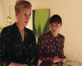 Emmeli Stjarnfeldt - Surrogate s01e02 (2017) Naked TV movie scene