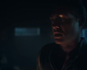 Vanessa Loibl - Unsere wunderbaren Jahre (2020) Naked movie scene