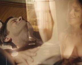 Bella Camero, Cristina Lago - Magnífica 70 s03e01e03e04e09 (2018) celeb topless TV scene