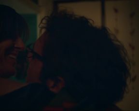 Valeria Golino, Valentina Carnelutti - Il colore nascosto delle cose (2017) sexy hot movie scene