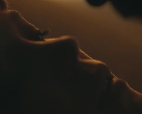 Lea Seydoux - Zoe (2018) Naked sexy video