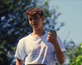 Luna Lundgren - Undskyld er der ik’ noget signal her (2019) Nude hot video