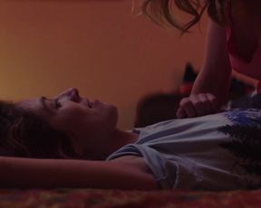 Emily Kaplan, Samantha Levitt sexy - Spare Parts (2020)