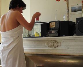 Indiana Ballan - La boheme par le Bal d’Oedipe (2017) Naked TV movie scene