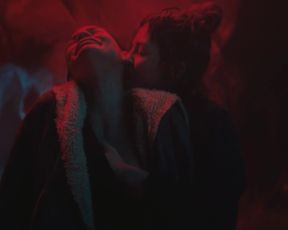 Maria Evoli, Maria Cid  nude- Tenemos la carne (2016)