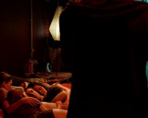 Emily Cox, Cordelia Wege, Cornelia Ivancan - Spuren des Bosen Liebe (2015) Sexy film scenes