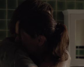 Sarah Wayne Callies nude- Colony (2016) (Season 1, Episode 3)