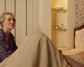 Anna Bagmet nude - Reyk (2020)