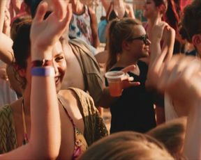 Chantal Zitzenbacher - Die letzte Party deines Lebens (2018) Naked TV movie scene