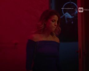 Maria Bopp, Miriam Lanzoni, Li Borges, and other actresses - Me Chama De Bruna s02e01 (2017) Naked movie scenes