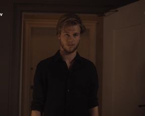 Gaite Jansen nude – Ik Weet Wie Je Bent  (2018) (Season1, Episode4)